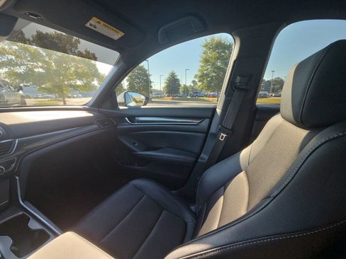Used 2019 Honda Accord Sport image 20
