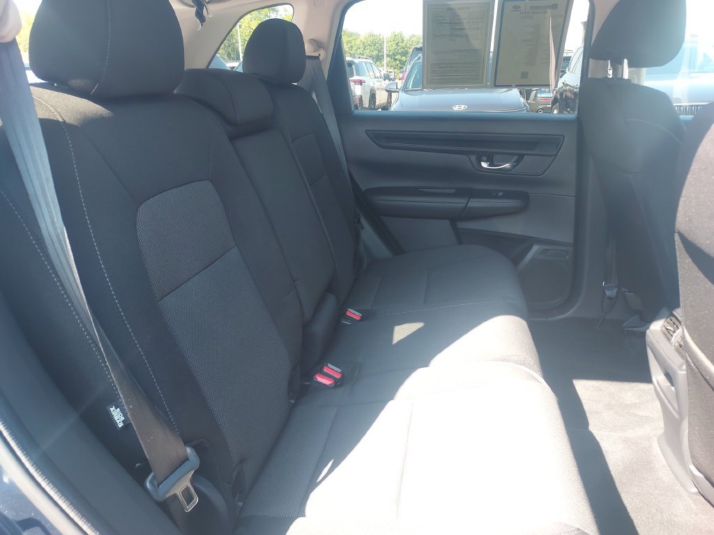 Used 2025 Honda CR-V EX image 29