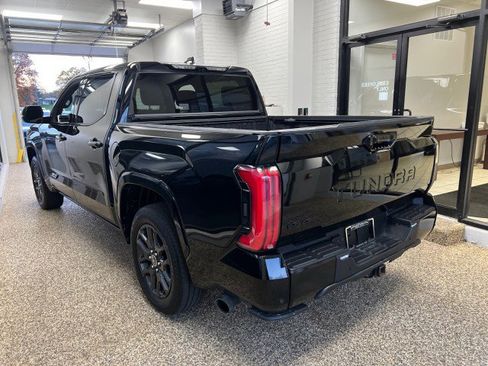 Used 2023 Toyota Tundra Platinum image 4