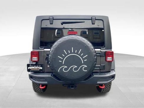 Used 2017 Jeep Wrangler Unlimited Rubicon image 6