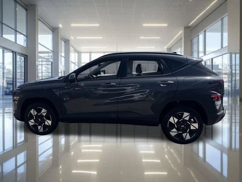 Certified 2024 Hyundai Kona SEL AWD/4WD image 8
