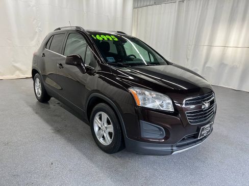 Used 2015 Chevrolet Trax LT FWD image 4