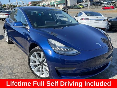 Used 2018 Tesla Model 3 Long Range RWD image 1
