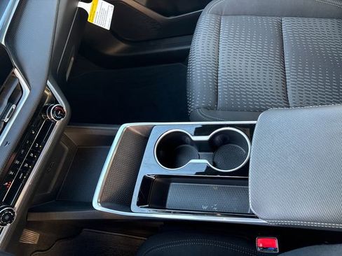 Used 2025 Chevrolet Equinox LT image 34