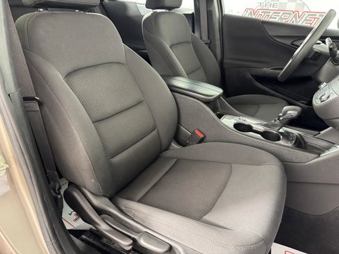 Used 2023 Chevrolet Malibu LT w/ Driver Confidence Package FWD image 34
