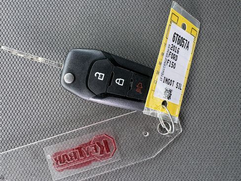 Used 2016 Ford F150 XLT RWD image 16
