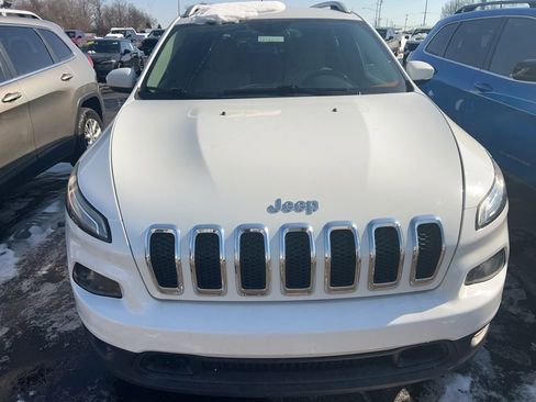 Certified 2016 Jeep Cherokee Latitude w/ Cold Weather Group image 2