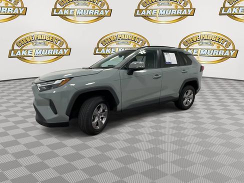 Used 2023 Toyota RAV4 XLE FWD image 7