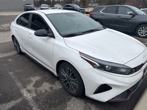 Used 2022 Kia Forte GT-Line image 3