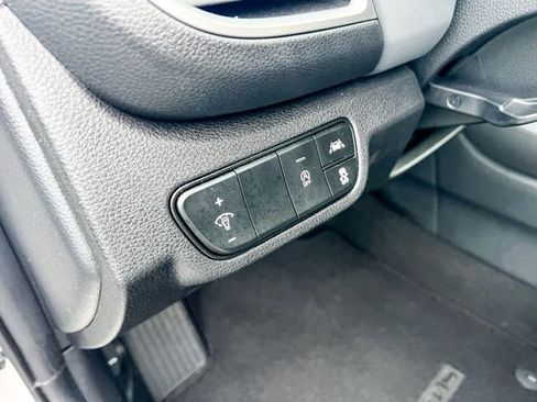 Certified 2023 Kia Seltos LX image 13