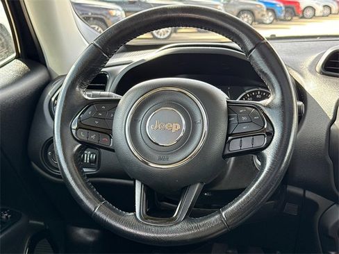 Used 2019 Jeep Renegade Altitude w/ Quick Order Package 2XM image 14