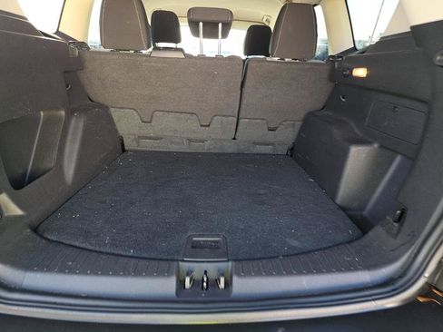 Used 2017 Ford Escape SE w/ Equipment Group 201A image 14