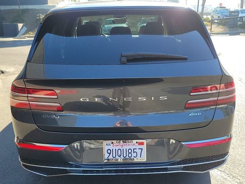Used 2025 Genesis GV80 2.5T Advanced image 9