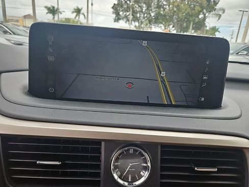 Used 2021 Lexus RX 350 AWD w/ Luxury Package image 18