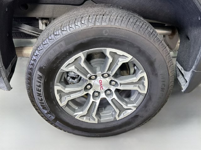 Used 2026 GMC Sierra 1500 SLT RWD image 32