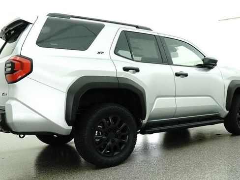Used 2026 Toyota 4Runner SR5 RWD image 25