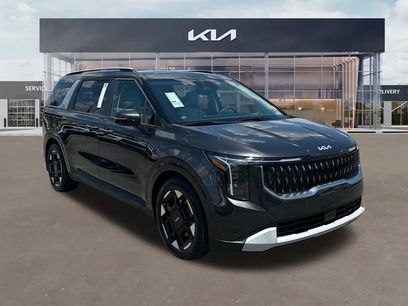 Certified 2025 Kia Carnival EX