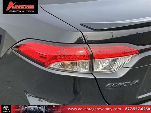 Used 2022 Toyota Corolla SE image 15