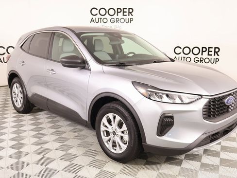 Used 2024 Ford Escape Active image 1