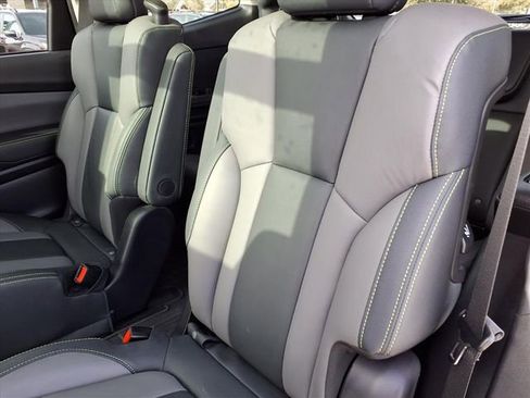 Certified 2024 Subaru Ascent Onyx Edition w/ Popular Package Onyx image 10