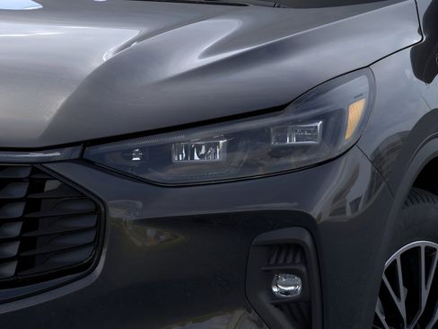 New 2025 Ford Escape SE w/ PHEV Premium Package FWD image 18