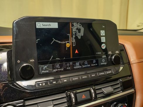 Used 2022 Nissan Pathfinder Platinum w/ Cargo Package image 15