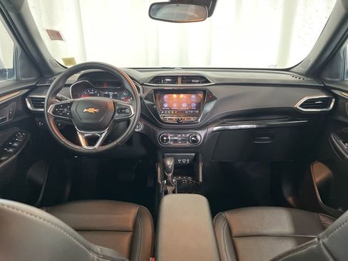 Used 2023 Chevrolet TrailBlazer ACTIV w/ Convenience Package image 9