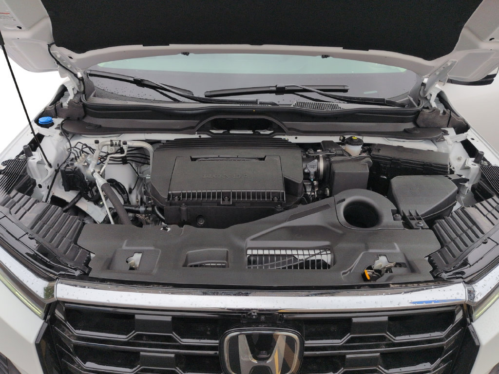 New 2026 Honda Pilot Touring image 31