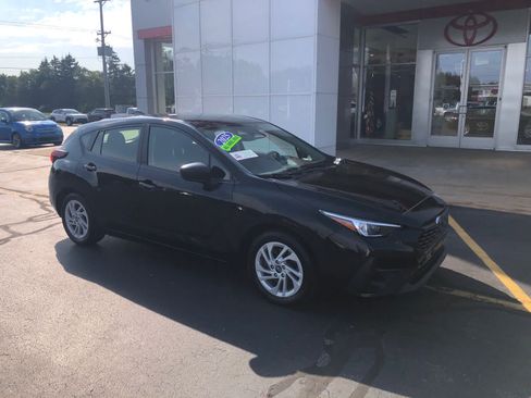 Used 2025 Subaru Impreza 2.0i AWD/4WD image 3