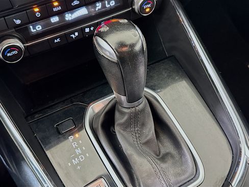 Used 2019 MAZDA CX-9 Touring w/ Touring Premium Package image 25