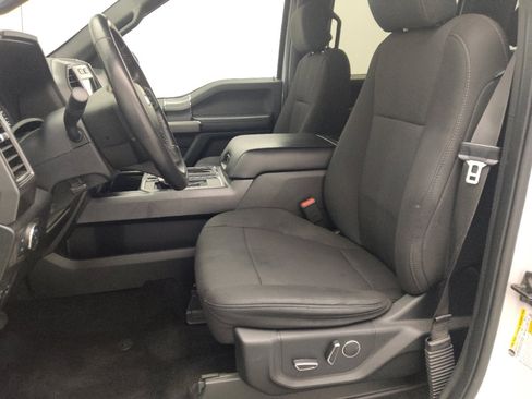 Used 2017 Ford F150 XLT w/ Equipment Group 302A Luxury AWD/4WD image 17