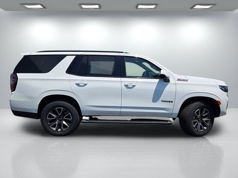 Used 2021 Chevrolet Tahoe Z71 AWD/4WD image 3