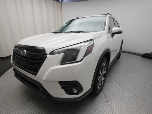 Used 2024 Subaru Forester Limited AWD/4WD image 2