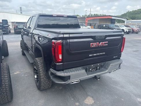 Used 2023 GMC Sierra 1500 SLT w/ SLT Premium Package AWD/4WD image 6
