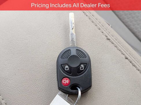 Used 2017 Ford Escape SE w/ Equipment Group 201A FWD image 28