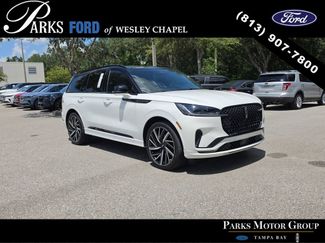 Used 2025 Lincoln Aviator Black Label w/ Black Label Special Edition AWD/4WD video 1
