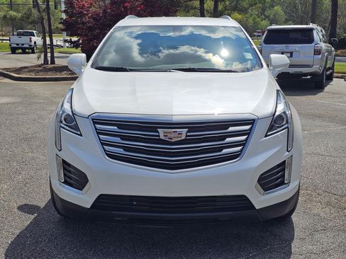Used 2018 Cadillac XT5 FWD image 3
