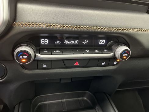 Certified 2025 MAZDA CX-50 AWD 2.5 Hybrid w/ Premium Pkg image 23