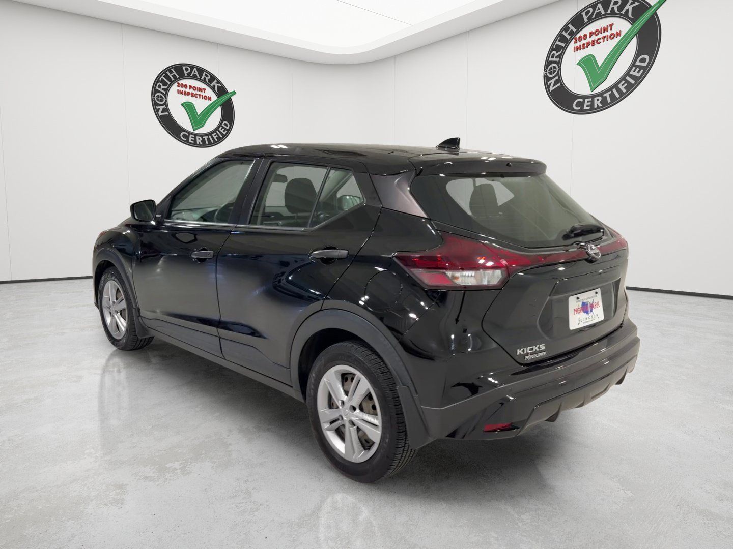 Used 2024 Nissan Kicks S FWD image 3