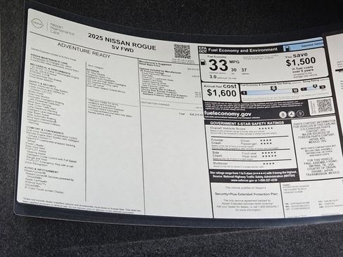 Used 2025 Nissan Rogue SV w/ SV Premium Package image 16