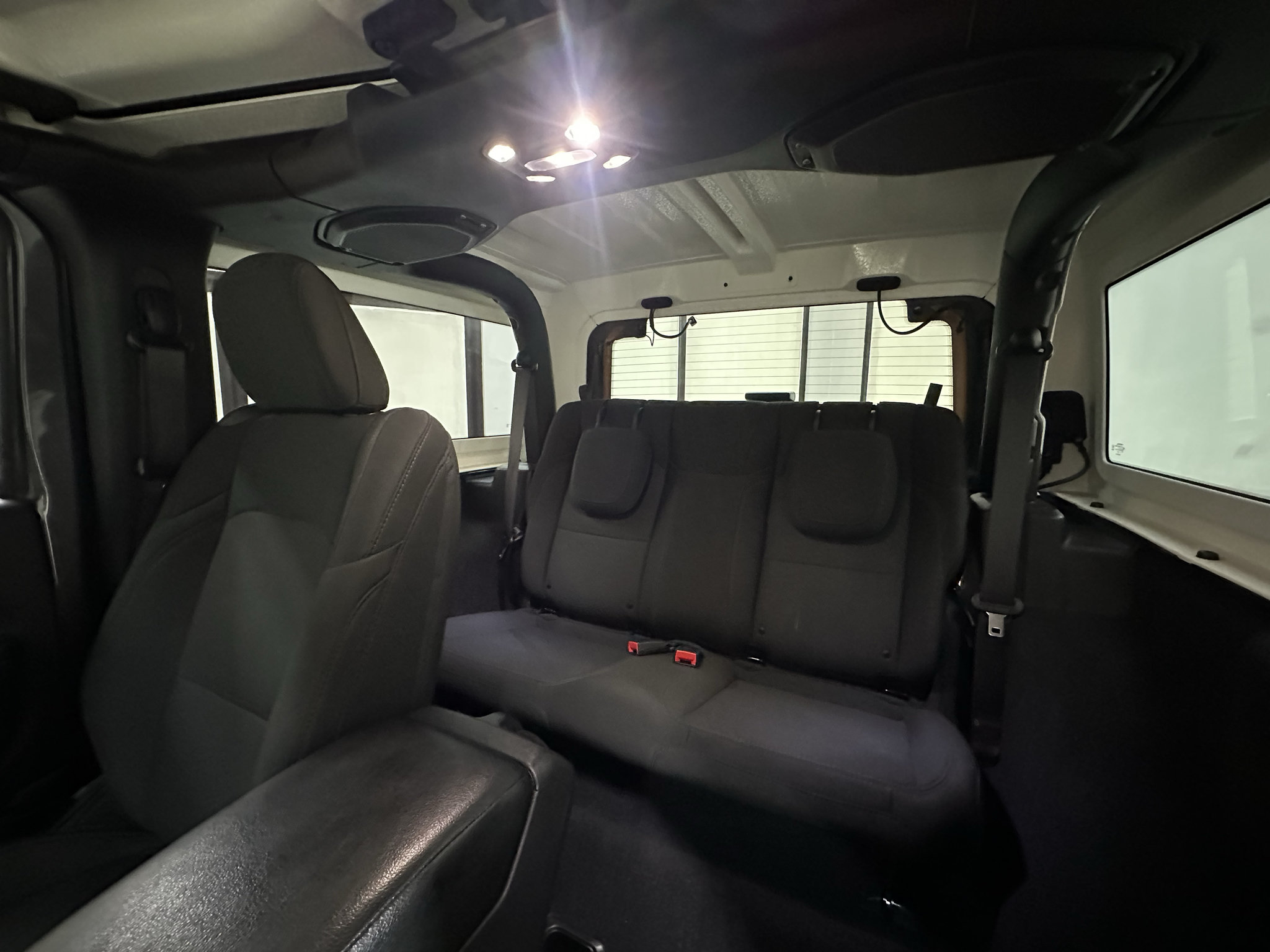 Used 2022 Jeep Wrangler Sport AWD/4WD image 21