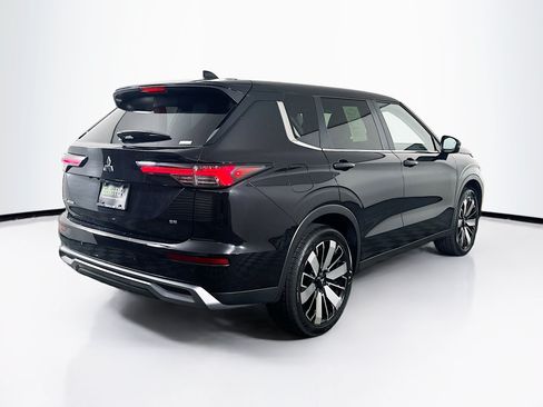 Used 2025 Mitsubishi Outlander SE AWD/4WD image 9