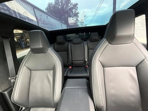 Used 2025 Tesla Cybertruck Cyberbeast AWD/4WD image 42