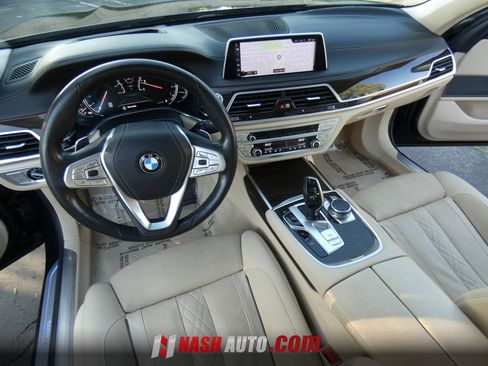 Used 2016 BMW 750i xDrive AWD/4WD image 23