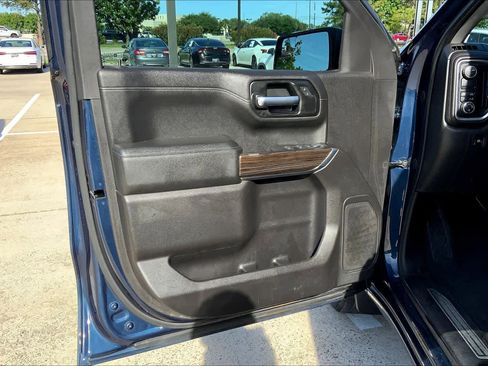 Used 2020 Chevrolet Silverado 1500 RST w/ Texas Edition image 21