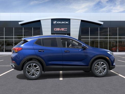 Used 2023 Buick Encore GX Select w/ Safety Package II AWD/4WD image 5