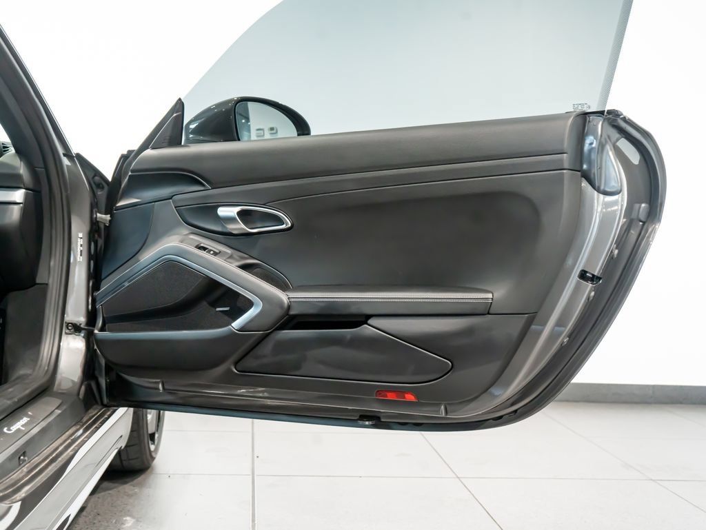 Certified 2025 Porsche 718 Cayman RWD image 21