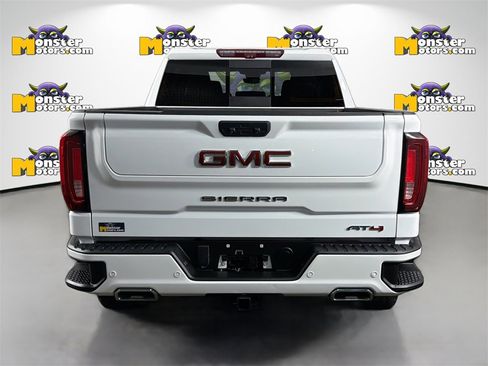 Used 2022 GMC Sierra 1500 AT4 w/ AT4 Premium Package image 6