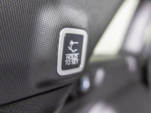 New 2025 Jeep Grand Cherokee Limited image 39