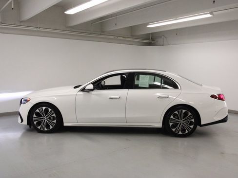 Certified 2024 Mercedes-Benz E 350 4MATIC Sedan image 7